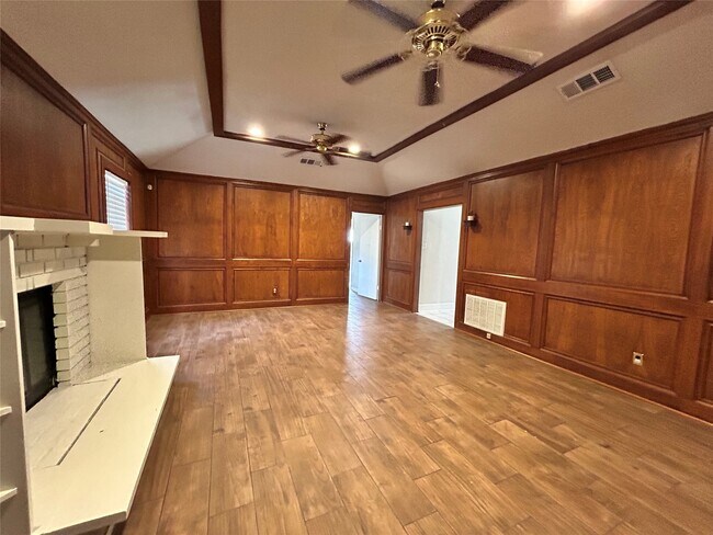 Foto del edificio - 29314 Waltham St