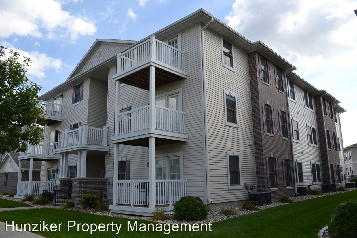 Building Photo - 2420 Aspen Rd