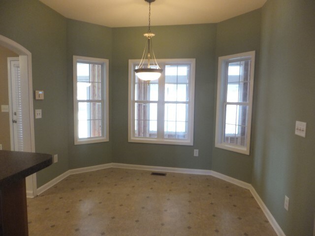 Building Photo - 1245 Chapmans Retreat Dr
