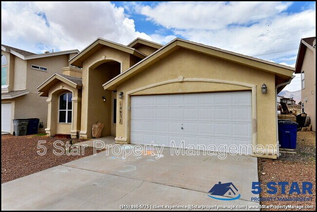 Building Photo - 10937 Northview Dr