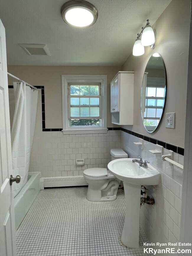 Foto del edificio - 4 Dragon Court Cir