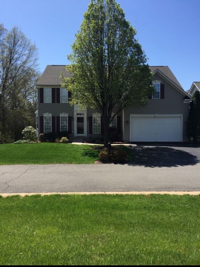 Building Photo - 43694 Maverick Ln