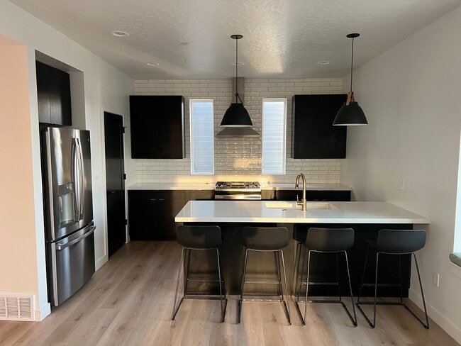 Photo - 351 W 800 N (Salt Lake City, UT) Townhome