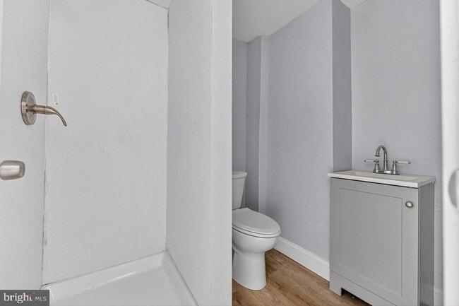 Building Photo - 11 N Willow St