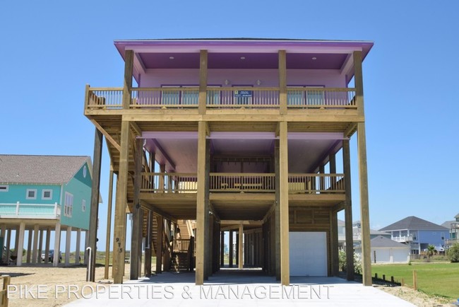 Building Photo - 971 S Stingaree Dr
