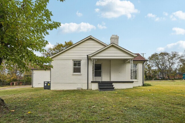 Foto del edificio - 2713 Brunswick Dr