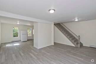 Building Photo - 22 Highland Ave