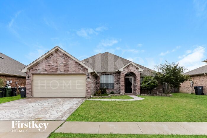 Primary Photo - 312 Camp Creek Dr