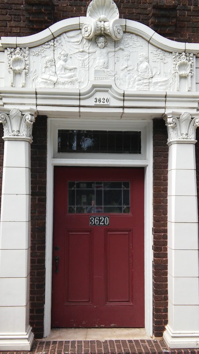 Building Photo - 3620 Pacific St