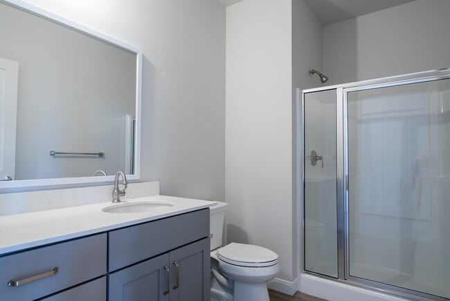 Building Photo - Avenir Apartments