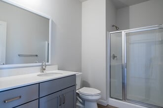 Building Photo - Avenir Apartments