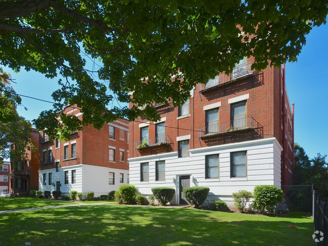 Building Photo - Lord Commons Apartments