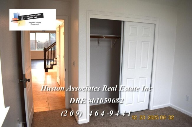 Foto del edificio - 5953 Pebblestone Way