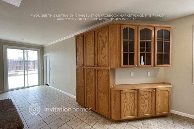 Building Photo - 1764 Dover Cir