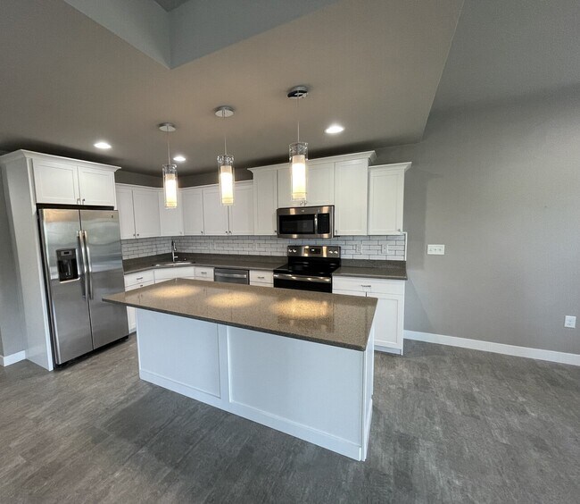 Foto del edificio - 4853 E Court St