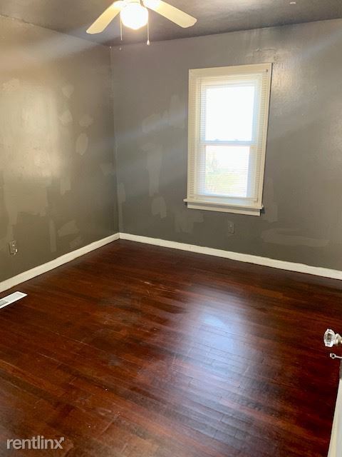 Building Photo - 3 br, 1 bath House - 5066 Park Aveenue