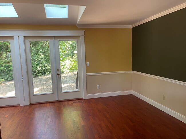 Foto del edificio - Well maintained 4bd Issaquah home!