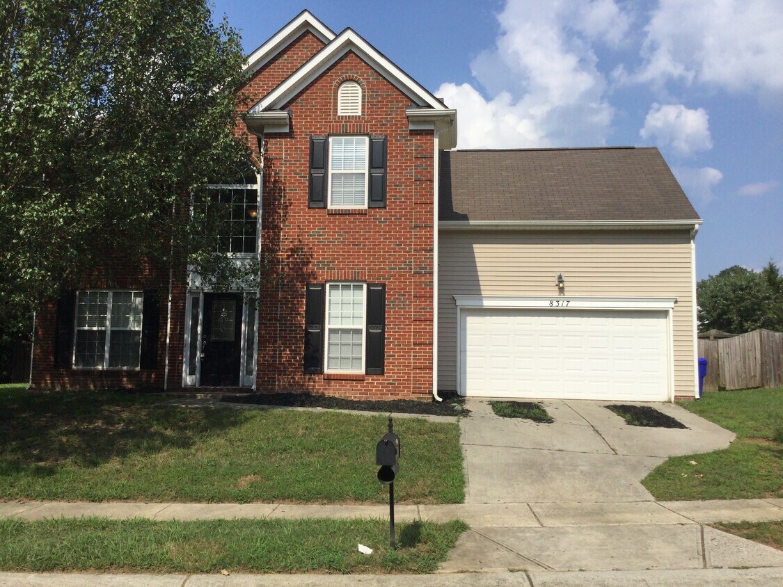 8317 Rolling Meadows Lane House for Rent in Huntersville, NC