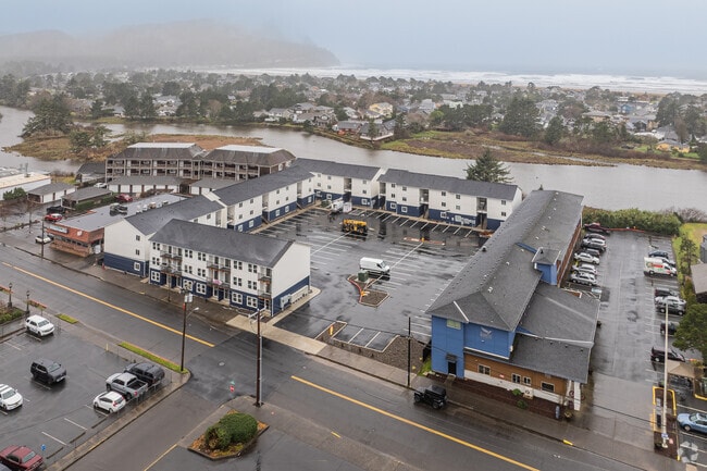 Community Context - River Run Apartments