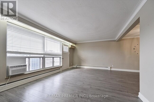 Building Photo - 319 Wilmington Ave