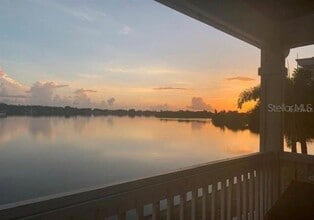 Building Photo - 201 Pompano Dr SE