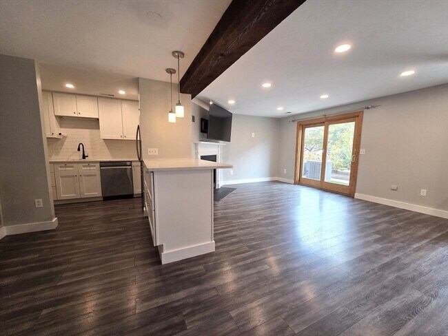 Foto del edificio - 144 Quincy Shore Dr