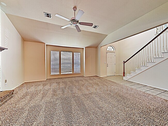 Foto del edificio - 9910 N 117th E Ave