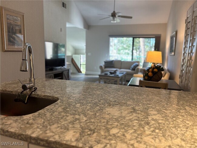 Foto del edificio - 55 Emerald Woods Dr