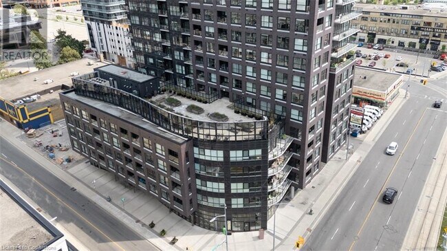 Building Photo - 1 Victoria St S
