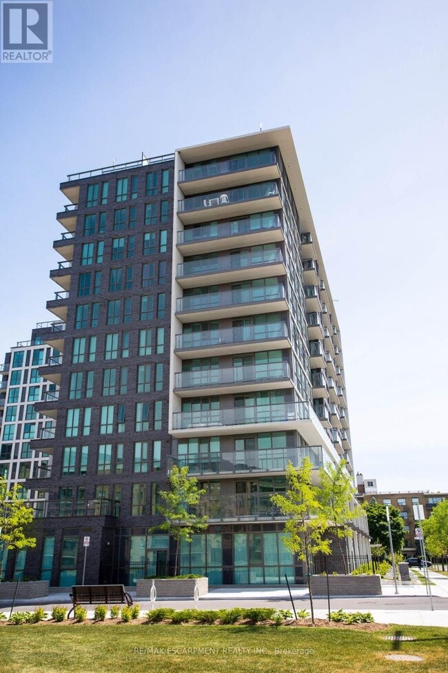 Building Photo - 80 Esther Lorrie Dr