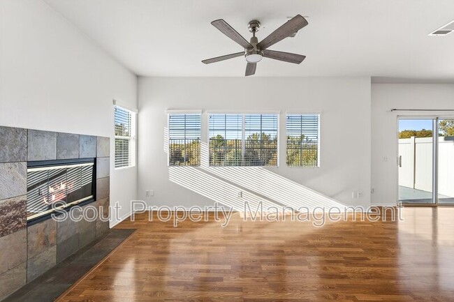 Foto del edificio - 33496 Winston Way