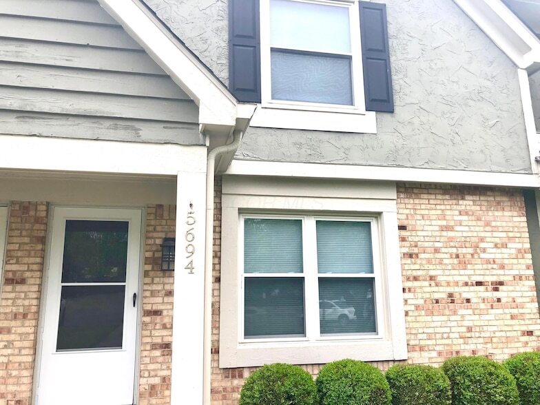 Foto principal - 5694 Crossing Ct