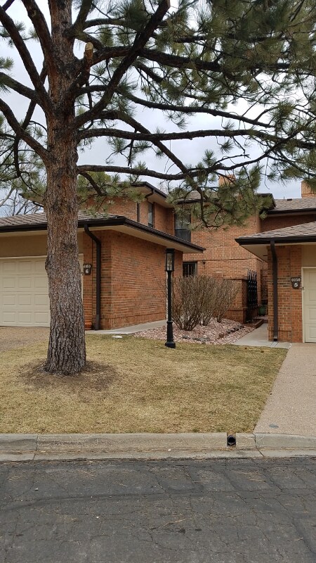 Primary Photo - 6050 W Mansfield Ave