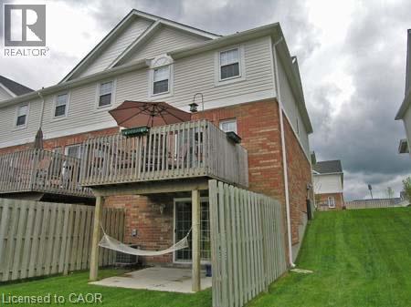 Photo du bâtiment - 151 Clairfields Dr E
