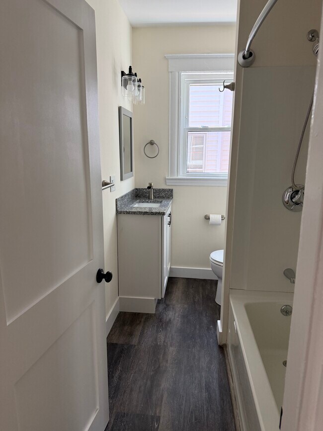 Baño - 14 Porter St