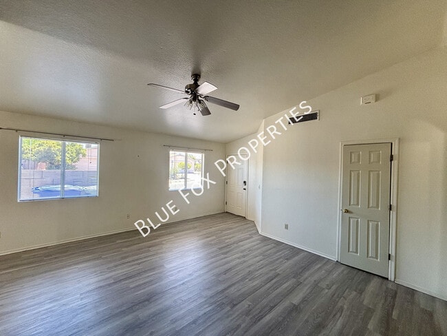 Building Photo - 9055 E Alderpoint Way