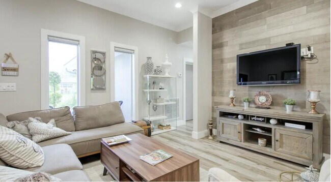 Foto del edificio - 1573 SE 5th Ct