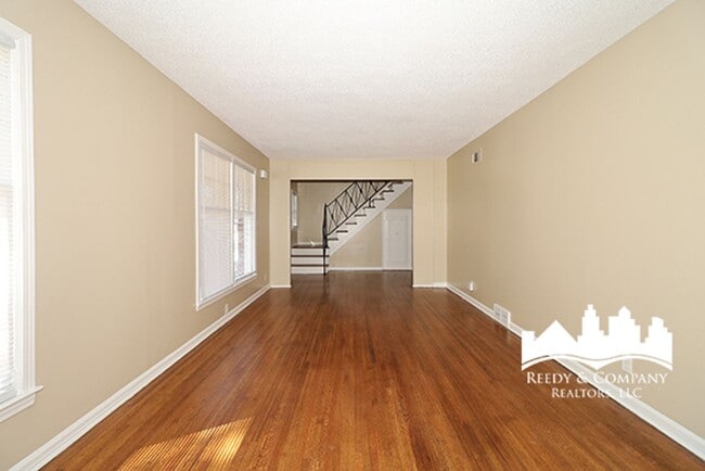 Foto del edificio - 2010 Tammwood Dr