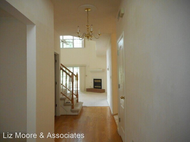 Building Photo - 2 br, 2.5 bath House - 931 Backspin Court