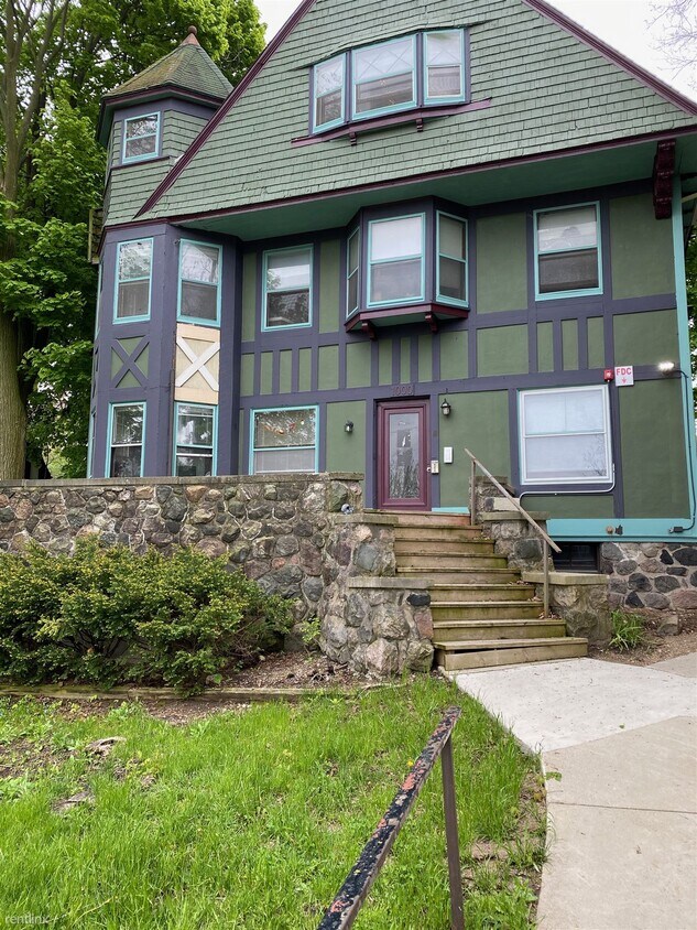 2 br, 1 bath - 1000 E Ann St Apt 7 #7 - 2 br, 1 bath  - 1000 E Ann St Apt 7 #7