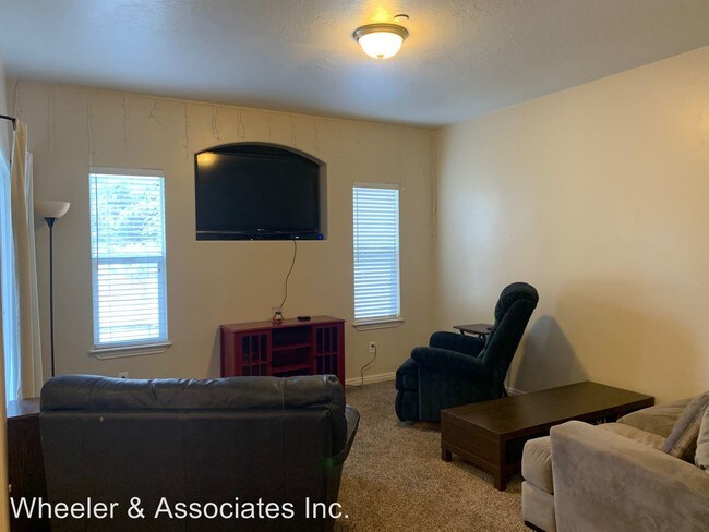 Foto del edificio - 4 br, 3.5 bath House - 2226 W Stella Vie Lane