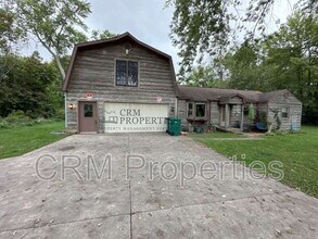Building Photo - 522 Naphew Ln