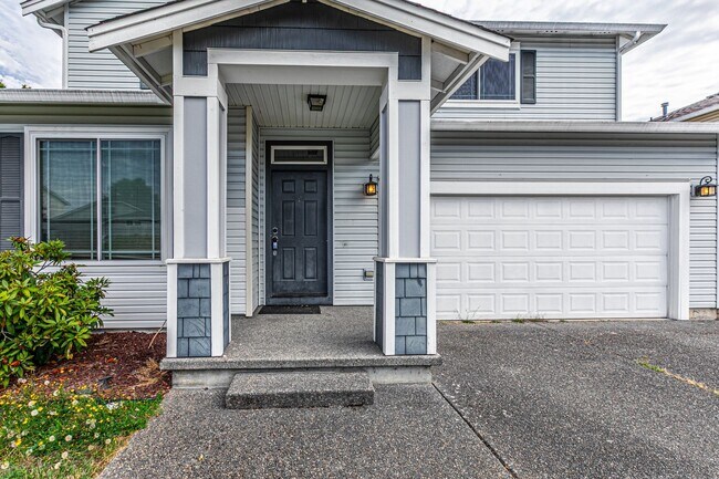 Foto del edificio - Beautiful home near Clark Lake Park!