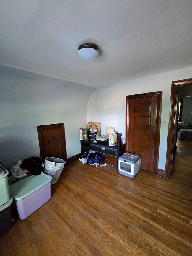 Foto del edificio - 1562 Woodland Ave