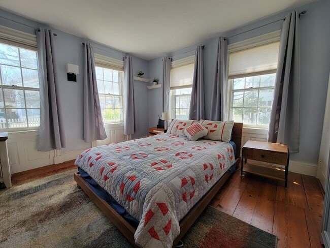 Foto del edificio - 189 Danielson Pike