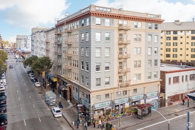 Building Photo - La Sonoma Apartments