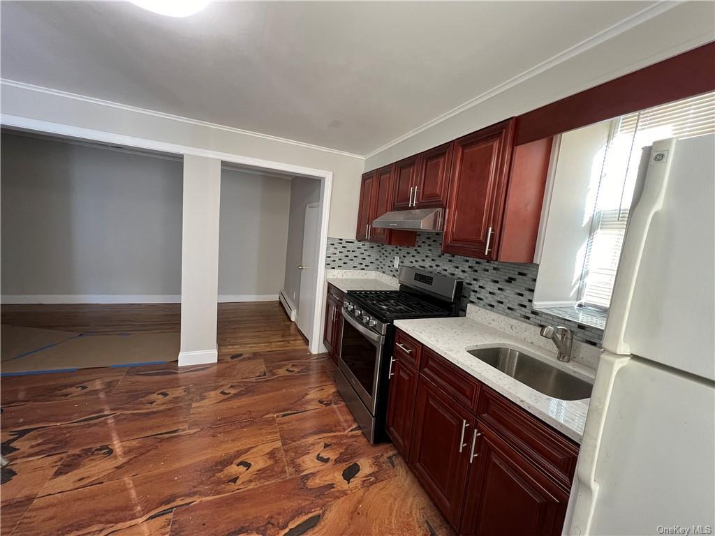 8 Herald St Unit Basement, Yonkers, NY 10704 - Room for Rent in Yonkers, NY  | Apartments.com, image size:1024x768