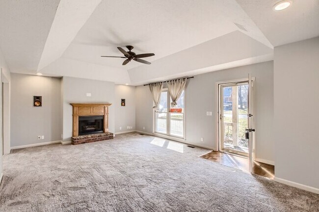 Building Photo - 109 Hermitage Drive