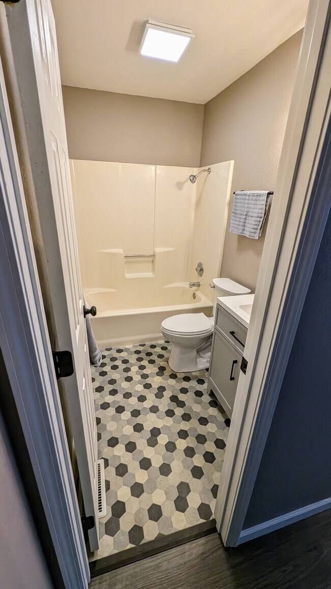 Foto del edificio - Ava Townehomes