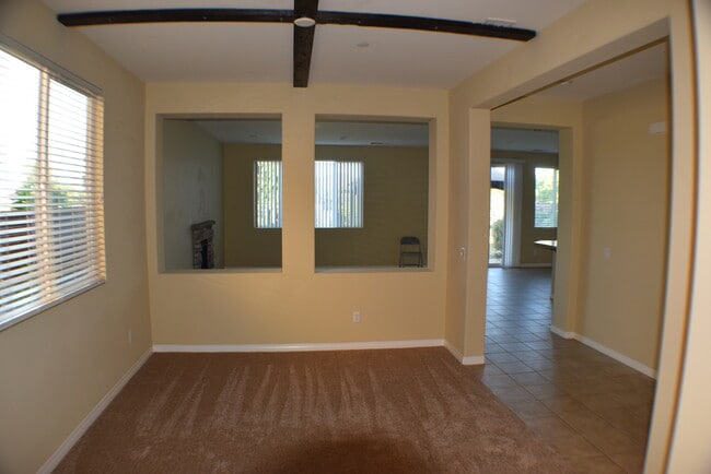 Building Photo - 32436 Shadow Canyon Trl